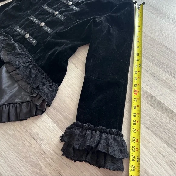 Rumies Black Velvet Corset Lace-up Style Jacket Size 10